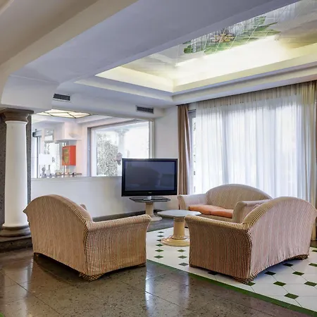 Hotel Aris Garden