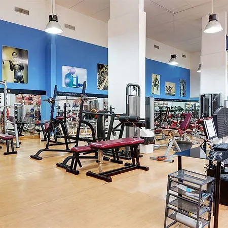 Aris Garden Hotel 4*